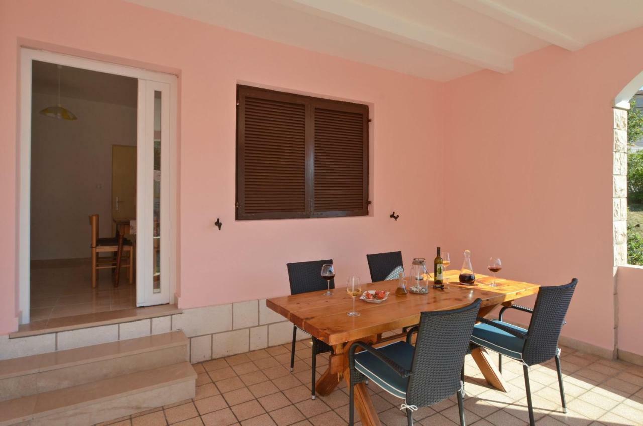 Apartment Jakov Grscica Prizba Exterior foto