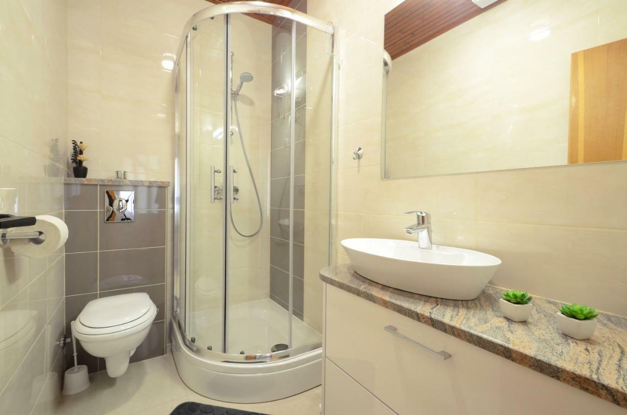Apartment Jakov Grscica Prizba Exterior foto
