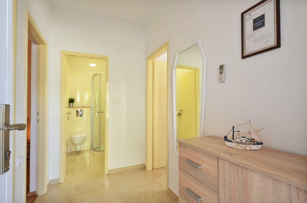 Apartment Jakov Grscica Prizba Exterior foto